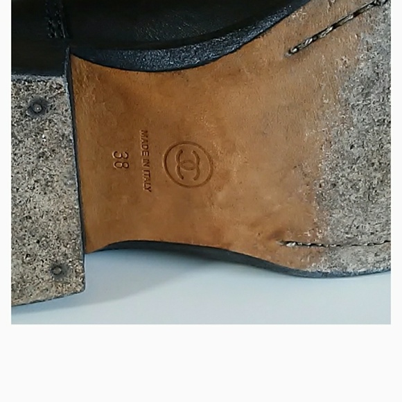 Chanel Mid Calf boots - Picture 5 of 8